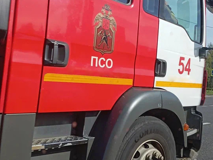 На новгородских дорогах 15 ноября перевернулись три автомобиля