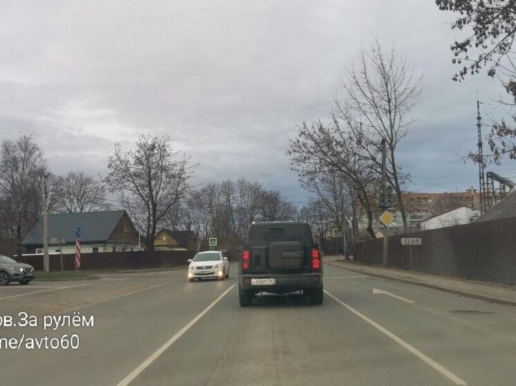 На псковском перекрестке не работает светофор