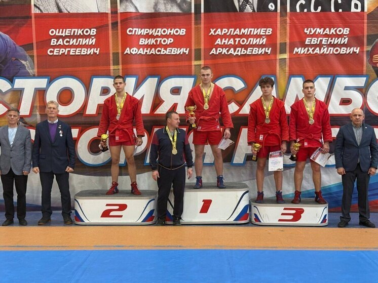 Самбист из Хакасии стал призером соревнований памяти томского старлея