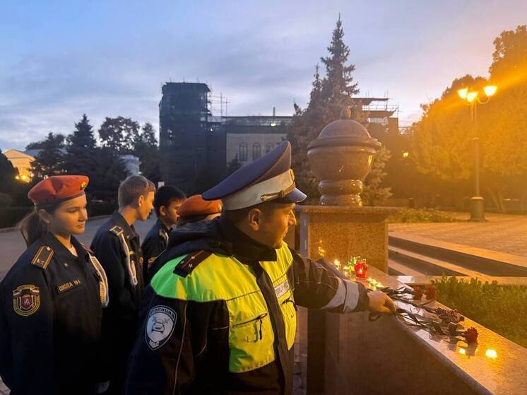 В Керчи почтили память жертв дорожных аварий