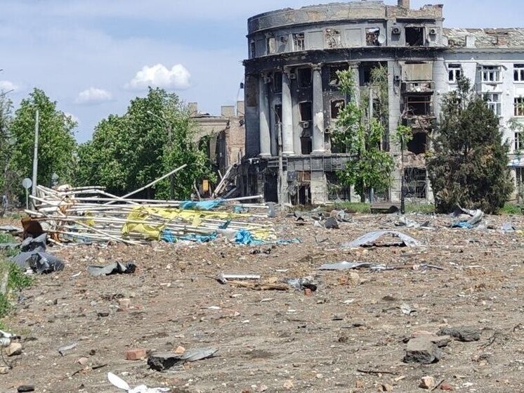 Бывший главнокомандующий ВСУ, а ныне посол Украины в Великобритании Залужный на неделе описал текущую ситуацию так: «Уставшая Украина, разделенный Запад и сдержанные США свидетельствуют о том, что время на стороне россиян»