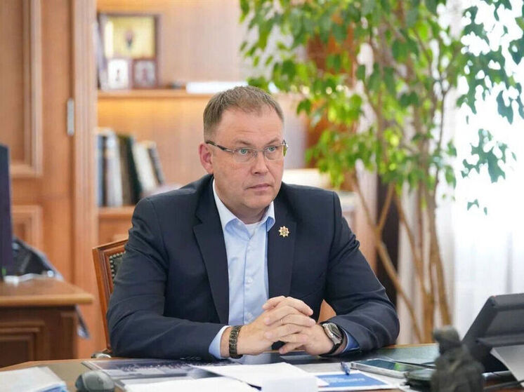 Илья Середюк поделился семейными архивами в честь своего юбилея