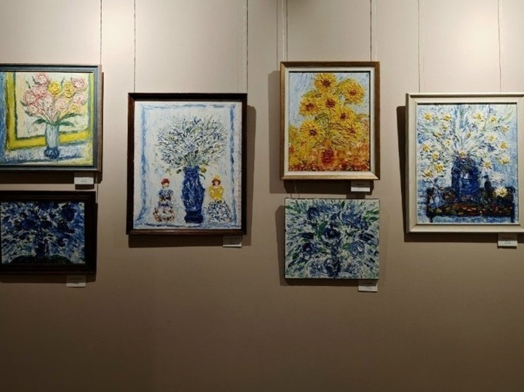 В Моршанске открылась выставка картин, выполненных в уникальной технике