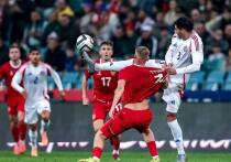 Бывший вице-президент и экс-гендиректор Российского футбольного союза (РФС), бывший президент московского «Торпедо», советский футболист Александр Вячеславович Тукманов в эксклюзивном интервью «МК-Спорт» высказался о поражении сборной России в матче с национальной командой Чили.