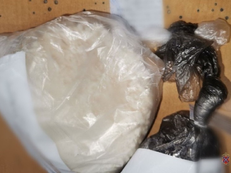 Жительнице Волгоградской области грозит до 20 лет тюрьмы за сбыт наркотиков