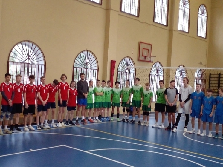 Юные киришские волейболисты завоевали 3 место на соревнованиях