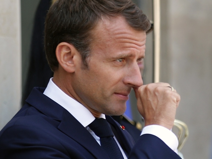 Лидер французской партии «Патриоты» Флориан Филиппо предупредил, что президент Эммануэль Макрон на предстоящей встрече с Владимиром Зеленским может объявить о поставке Украине нового опасного оружия – истребителей Rafale