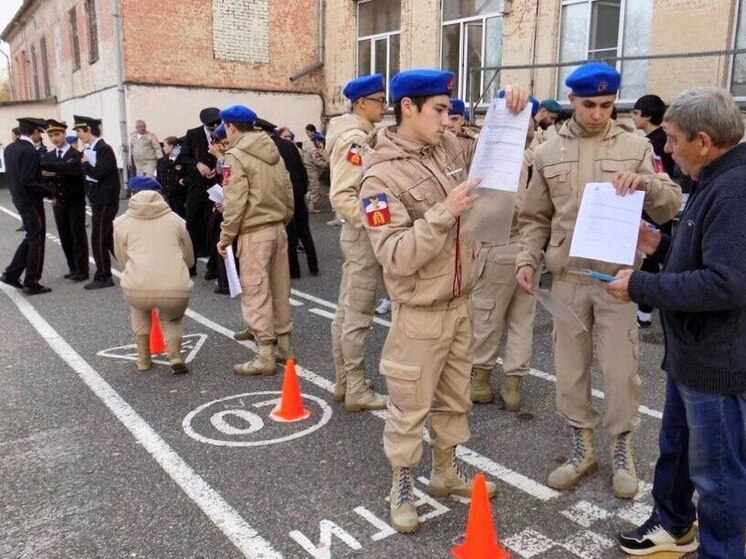 В Пятигорске более 200 школьников сдали «Юнармейский норматив»
