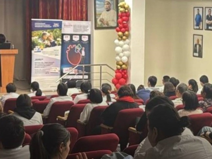 В Калмыкии состоялась медицинская конференция, посвященная новым методам лечения пациентов