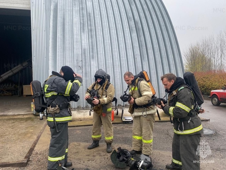 Пожарные провели масштабные учения на Староюрьевском элеваторе