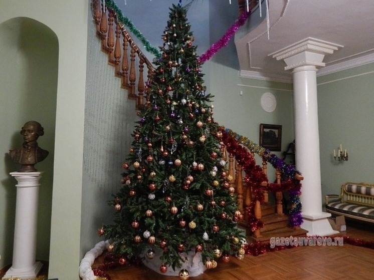 Волшебство своими руками: Ивановка приглашает детей создать новогоднюю открытку