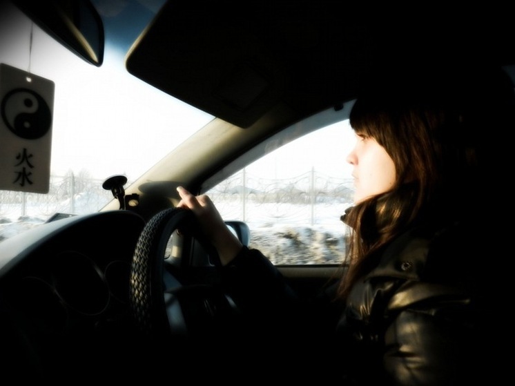 Ярославская мэрия заплатит за прошлогодний «черный лед» на мосту через Которосль