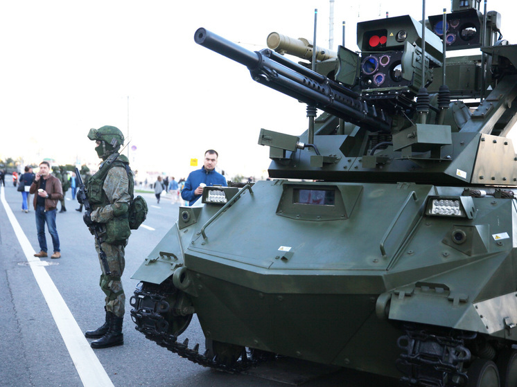 РФ представит на выставке в Дубае 850 видов вооружений и самолеты