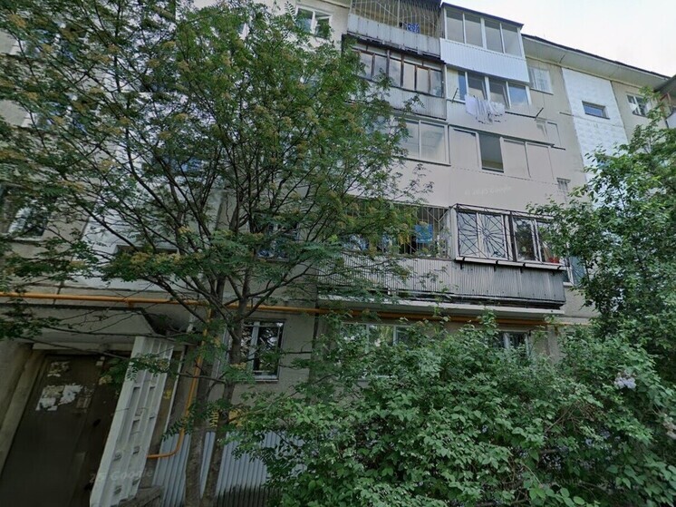 Четыре квартиры в Екатеринбурге остались без газа из-за собирательницы хлама