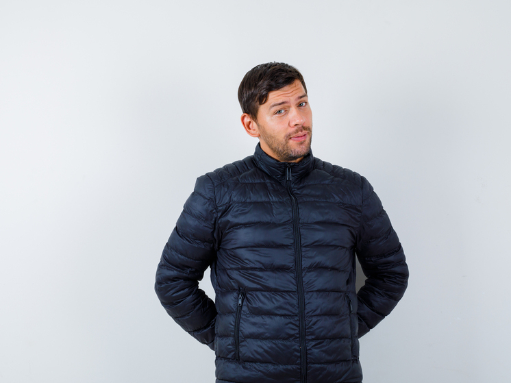 Житель Лесосибирска взыскал с предпринимателя 37 тысяч рублей за недоставленную куртку