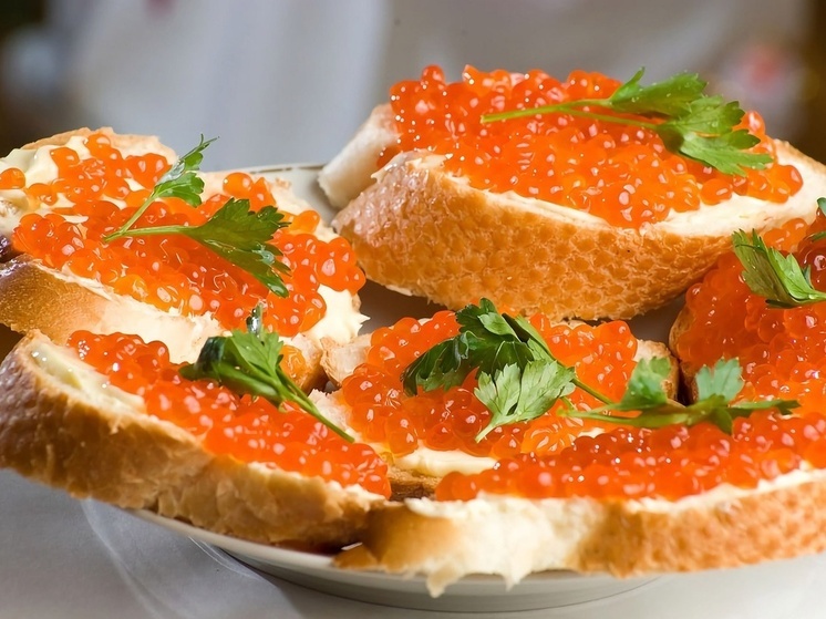 Красную икру к Новому году во Владимире выгоднее покупать уже сейчас