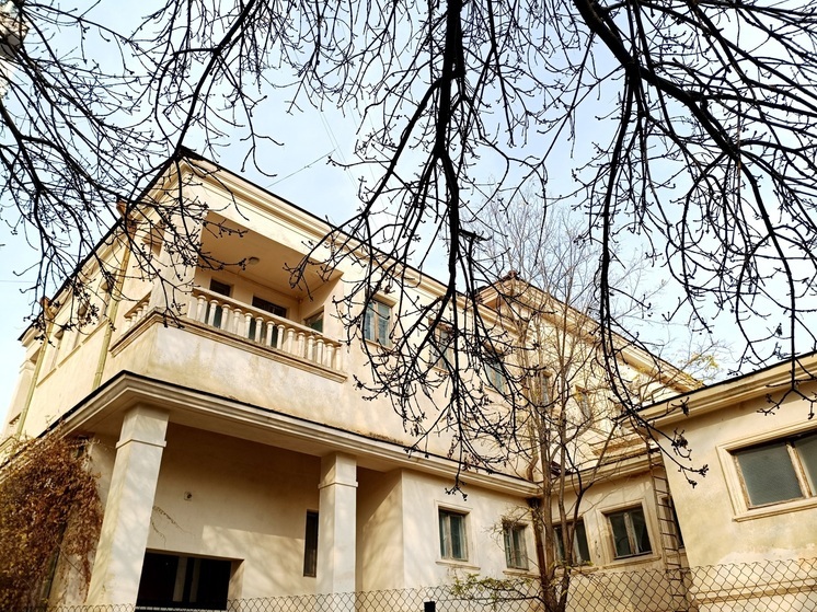 В Кисловодске объявлен тендер на демонтаж здания грязелечебницы