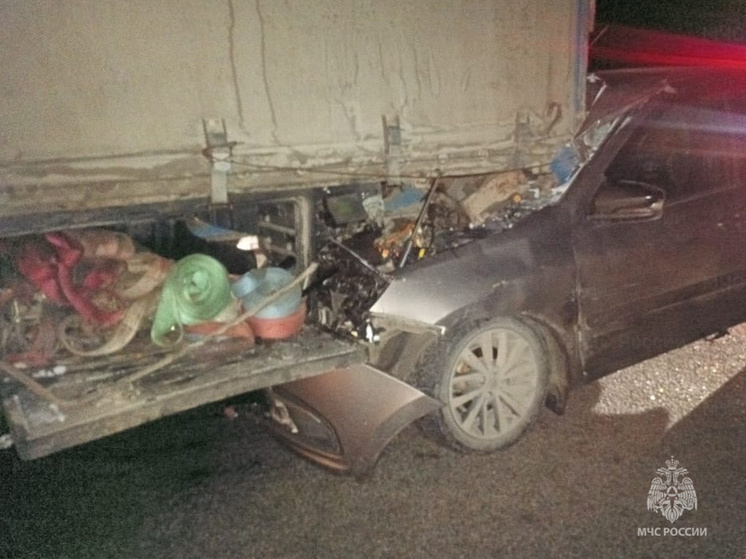 MAN и Lada Granta столкнулись вечером в Бабынинском районе