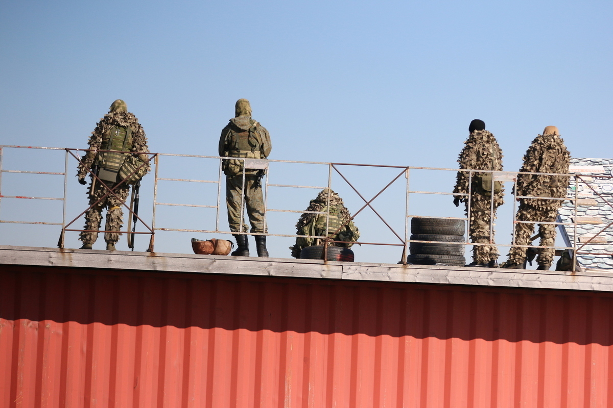 Солдаты ВСУ сложили оружие при встрече со снайперами из Якутии