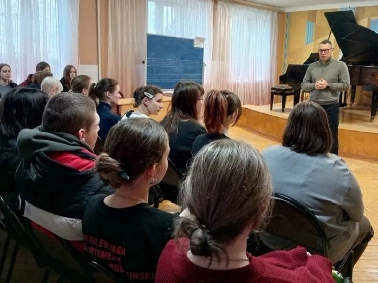 Студентов Тульского педколледжа профилактировали от экстремизма и терроризма