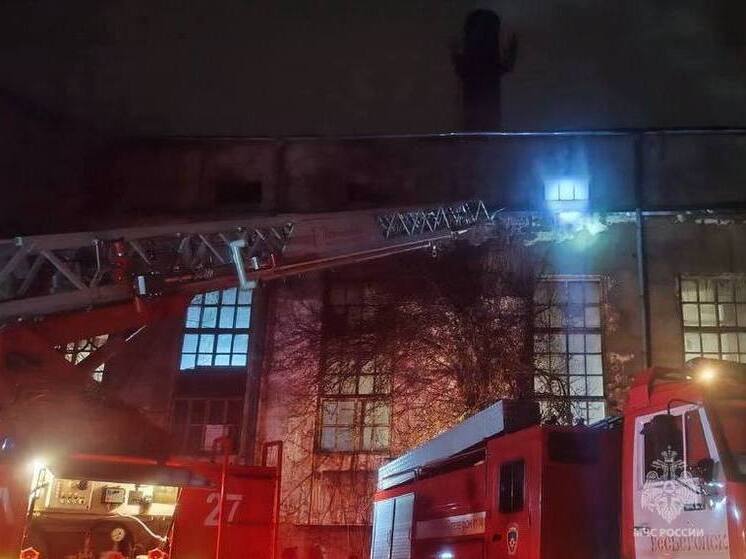 Склад с углем горел в Тверской области