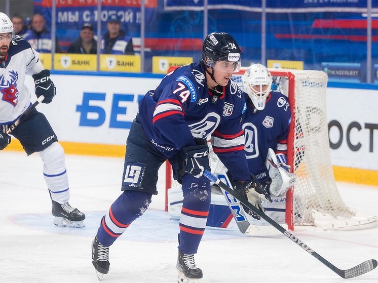 Защитник ХК «Лада» Кирилл Жуков стал лучшим новичком десятой игровой недели КХЛ