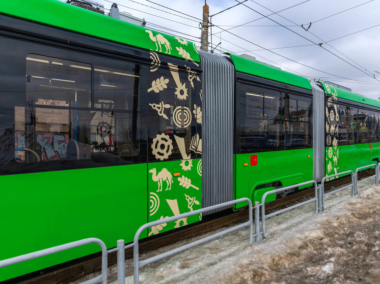 В Челябинск приехал первый вагон для метротрамвая