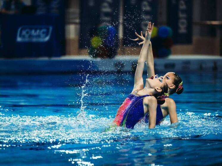 «Выше радуги»: в Ханты-Мансийске завершились Всероссийские соревнования по синхронному плаванию