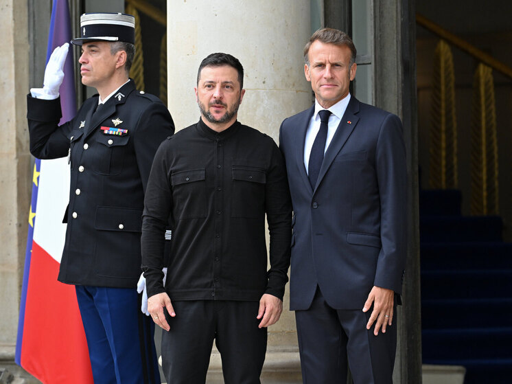 Зеленский и Макрон подписали соглашение об усилении боевой авиации ВСУ