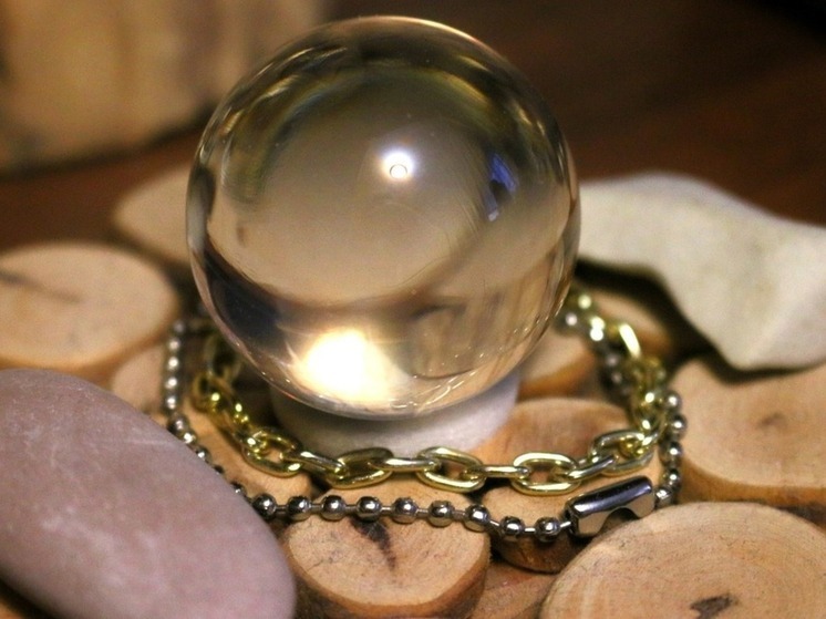 Священник объяснил, чем опасно для христианина вызывать души мертвых