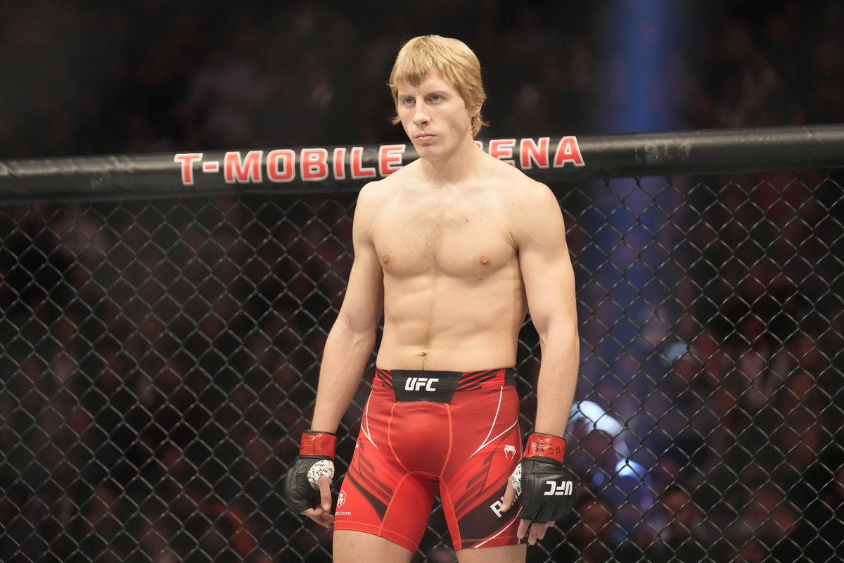 У полусредней весовой категории сменился чемпион