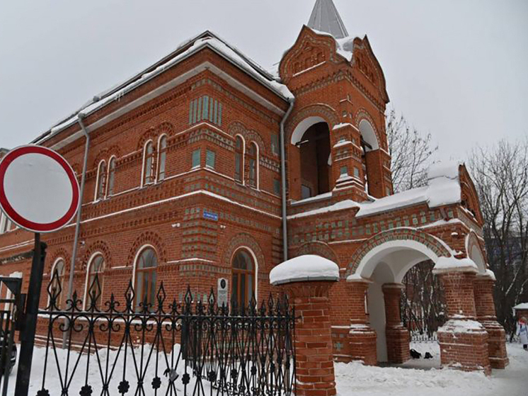 Праздничный вечер, посвящённый 135-летию пермской школы №22 с углублённым изучением иностранных языков, прошел под названием «22-ая: три века истории»