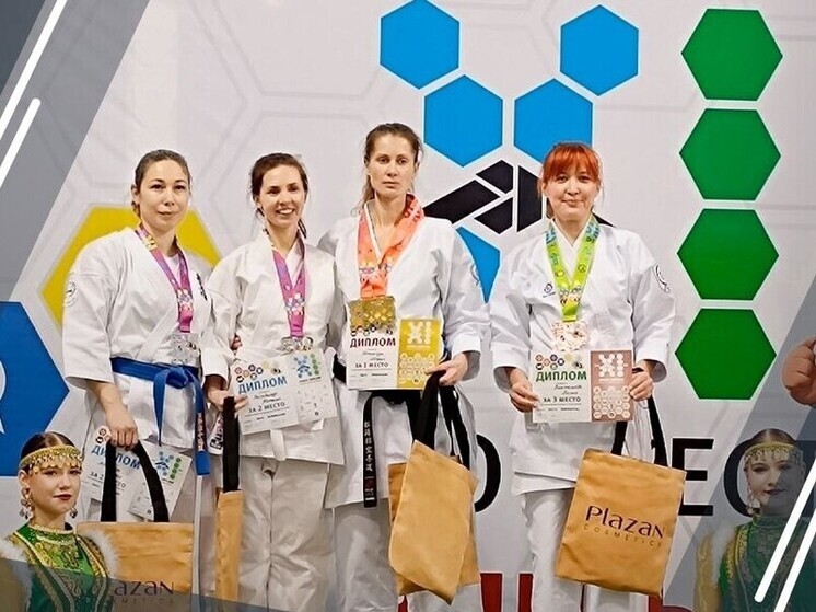 Каратистки из Кировской области принесли региону «серебро» и «бронзу»