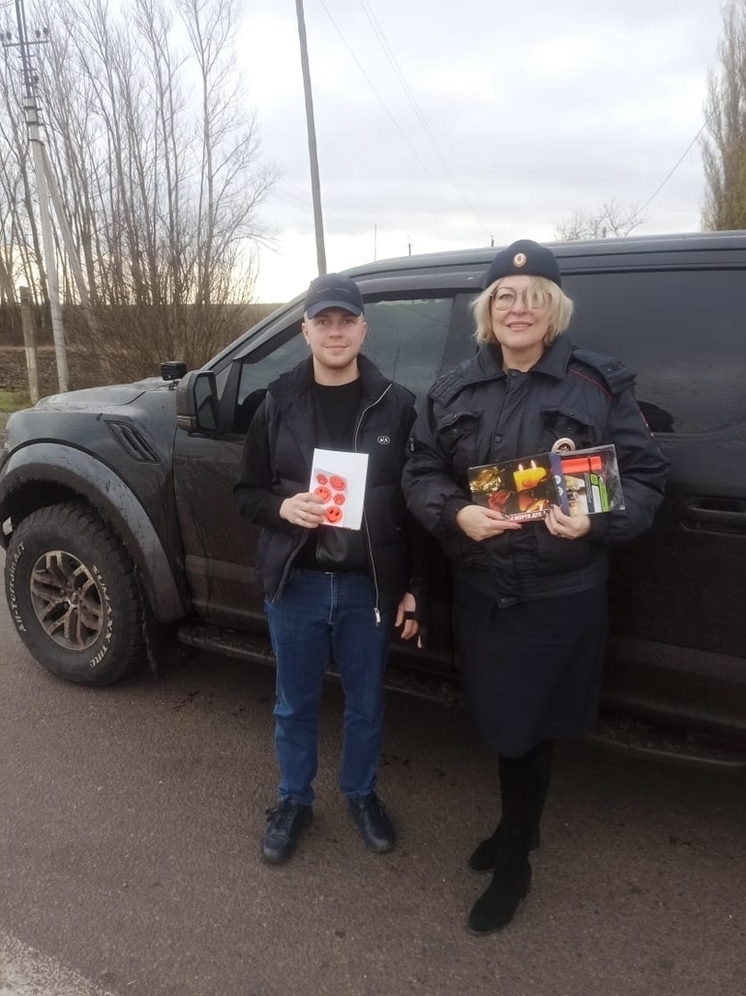 В Курской области сотрудники ГАИ провели в Тиму социальную акцию