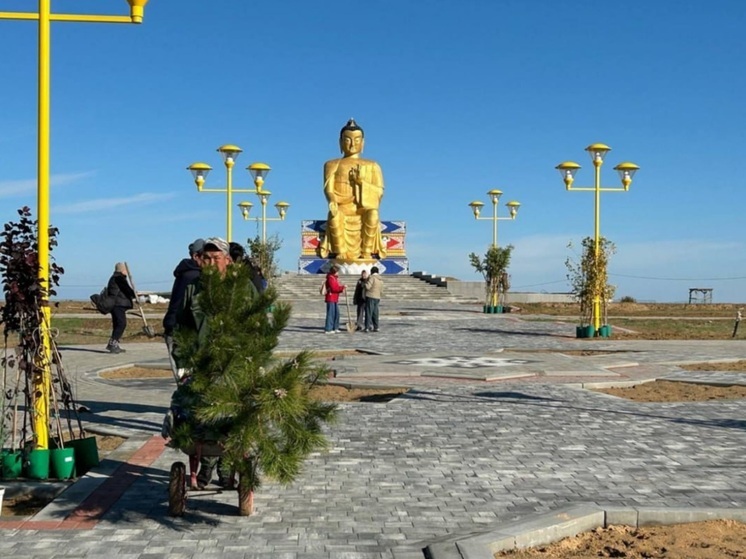 Через год в районе Калмыкии откроют парк Зеленой Тары