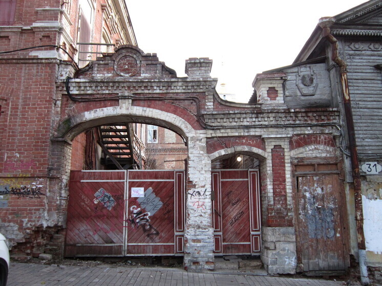 Как сейчас выглядят 11 исторических зданий, которые выставили на торги в Самаре