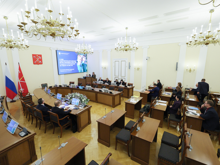 Беглов: 17 различных категорий юных петербуржцев второй год подряд получают бесплатные путёвки на отдых