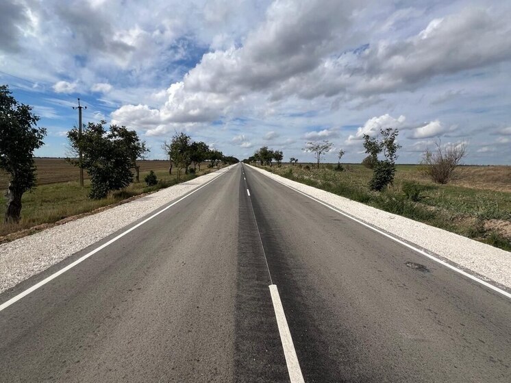 На севере Крыма завершили ремонт дороги протяженностью 1,4 километра