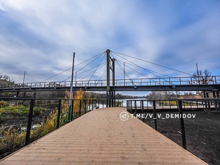 В парке «Берега» Белгорода вантовый мост готов на 80 %