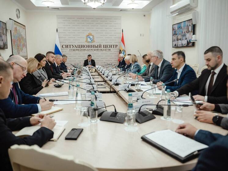 Губернатор Курской области предложил централизовать выдачу разрешений на строительство в регионе