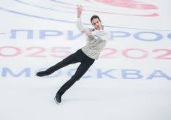 На Гуменника и судей набросились с критикой, тренеру пришлось защищать: фото фигуриста