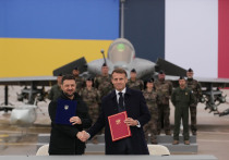 Франция и Украина 17 ноября договорились о поставках Киеву французской военной техники. Соглашение рассчитано на десять лет и предусматривает поставки многоцелевых истребителей Rafale. Церемония прошла на авиабазе Вилакублэ под Парижем. Мы попросили ведущего физиогномиста Александра Петрова оценить видео, где президент Франции Эммануэль Макрон и глава киевского режима Зеленский подписывают итоговый документ.  