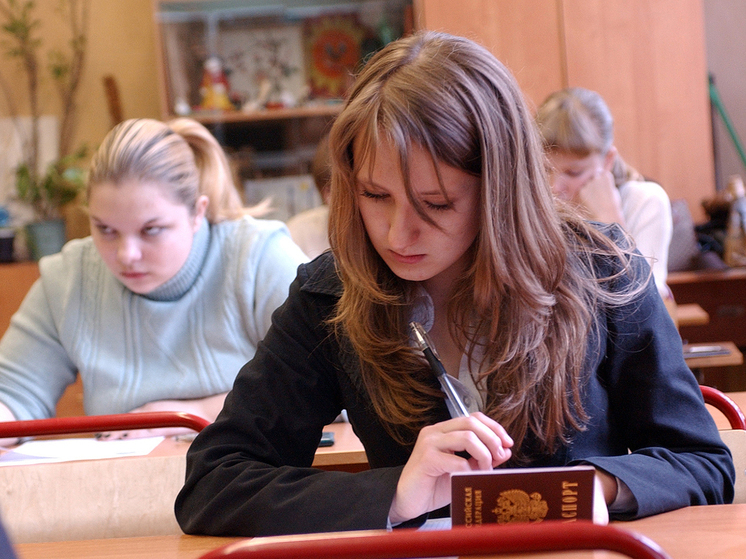 Начало экзаменационной кампании ЕГЭ и ОГЭ с мая перенесли на 1 июня