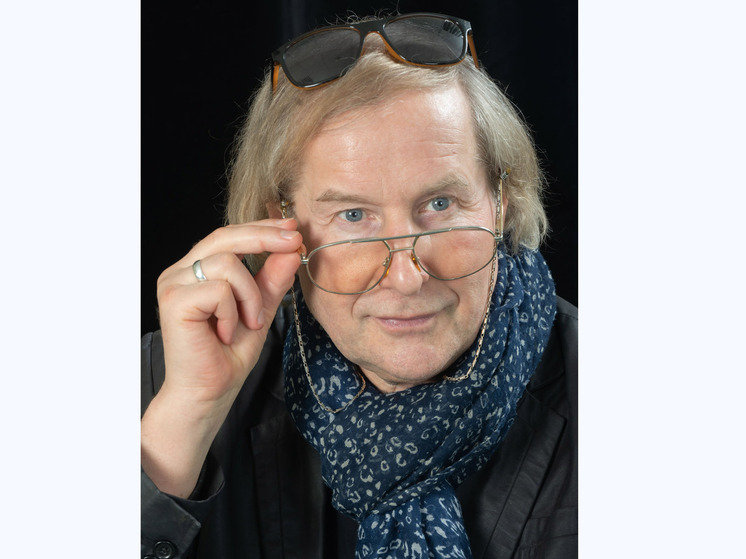 Яркому и смелому театральному режиссеру Андрею Житинкину — 65! Режиссер-провидец, он во многих молодых и начинающих актерах разглядел будущих звезд — Сергей Безруков, Анастасия Заворотнюк, Дмитрий Дюжев и другие