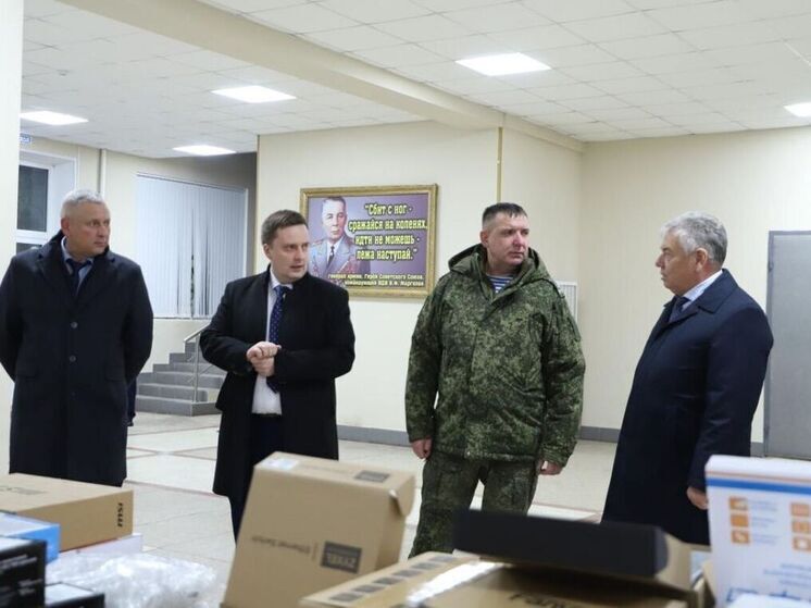 Своих не бросаем: «Единая Россия» передала тульской дивизии новую партию гуманитарного груза