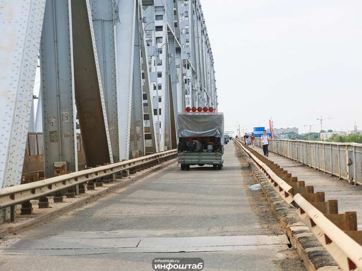 В Астрахани началась подготовка к капитальному ремонту Старого моста