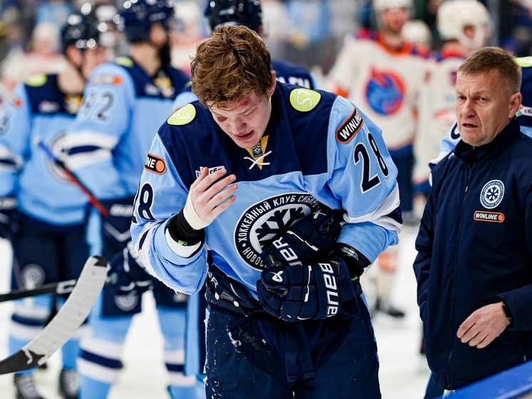 В понедельник «Сибирь» потерпела свое 13-е поражение подряд в регулярном чемпионате КХЛ, на этот раз в родных стенах от «Шанхай Дрэгонс» со счетом - 0:3