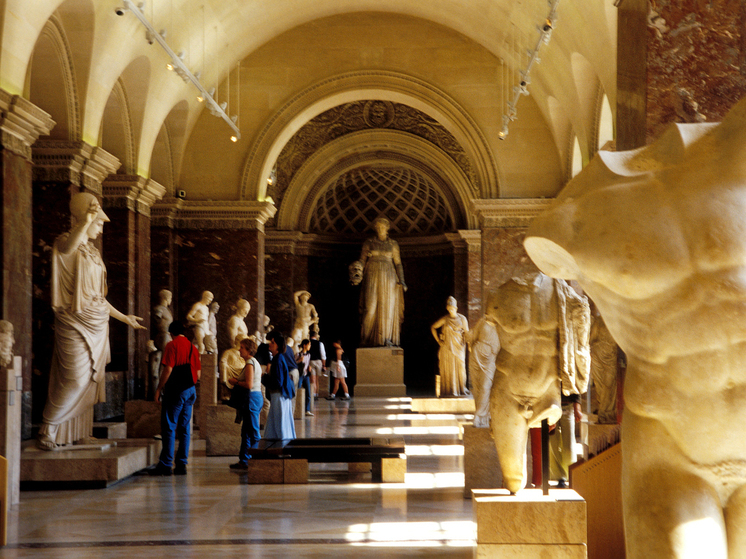 В парижском Лувре запускают беспрецедентную модернизацию системы защиты