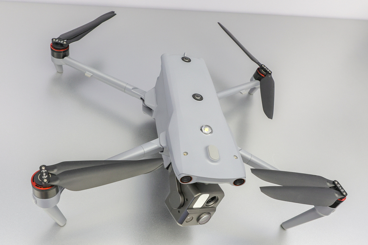 За землевладельцами в РФ хотят следить с помощью дронов и космической съемки