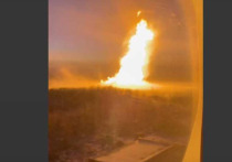 Утро для жителей поселка Ростовка началось не с кофе, а с грохота и зарева на утреннем небе